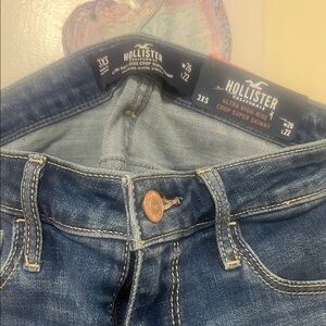 Hollister Ultra High-Rise Crop Super Skinny Jeans